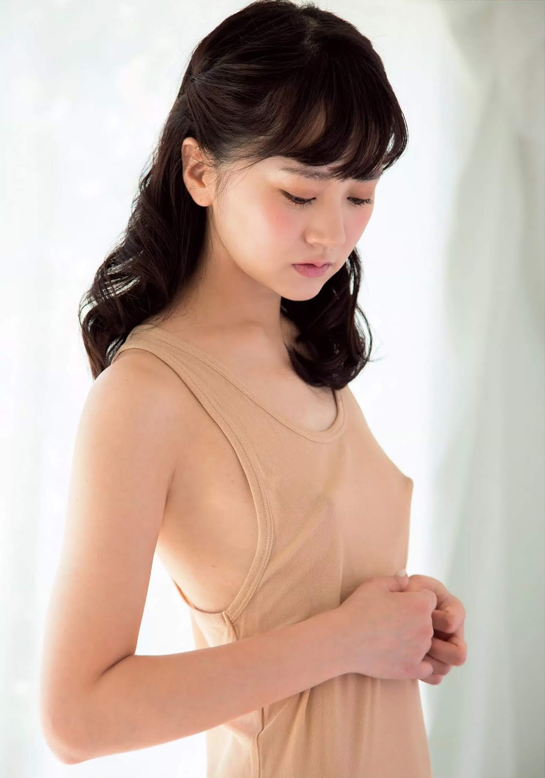 浜田翔子乳首ポロリおっぱいエロ画像