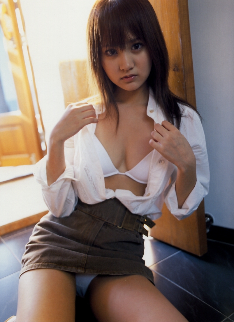 浜田翔子乳首ポロリおっぱいエロ画像