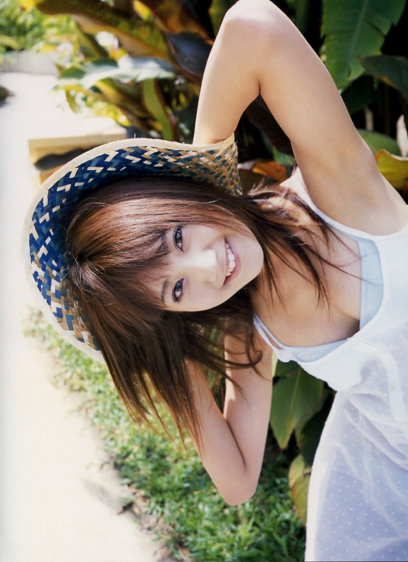 浜田翔子乳首ポロリおっぱいエロ画像