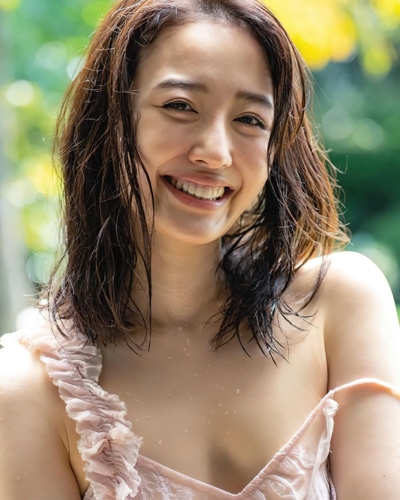 浦まゆ透け乳首ヌードおっぱいエロ画像