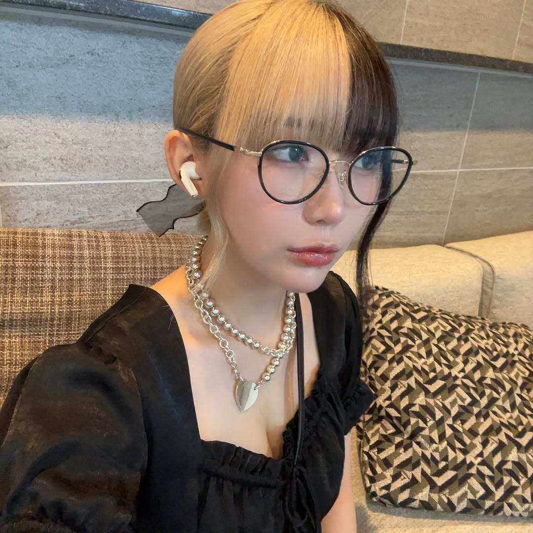 はつめおっぱいエロ画像