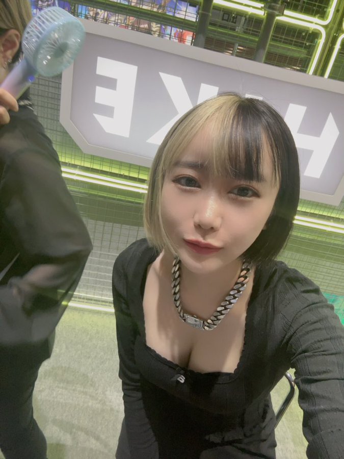 はつめおっぱいエロ画像