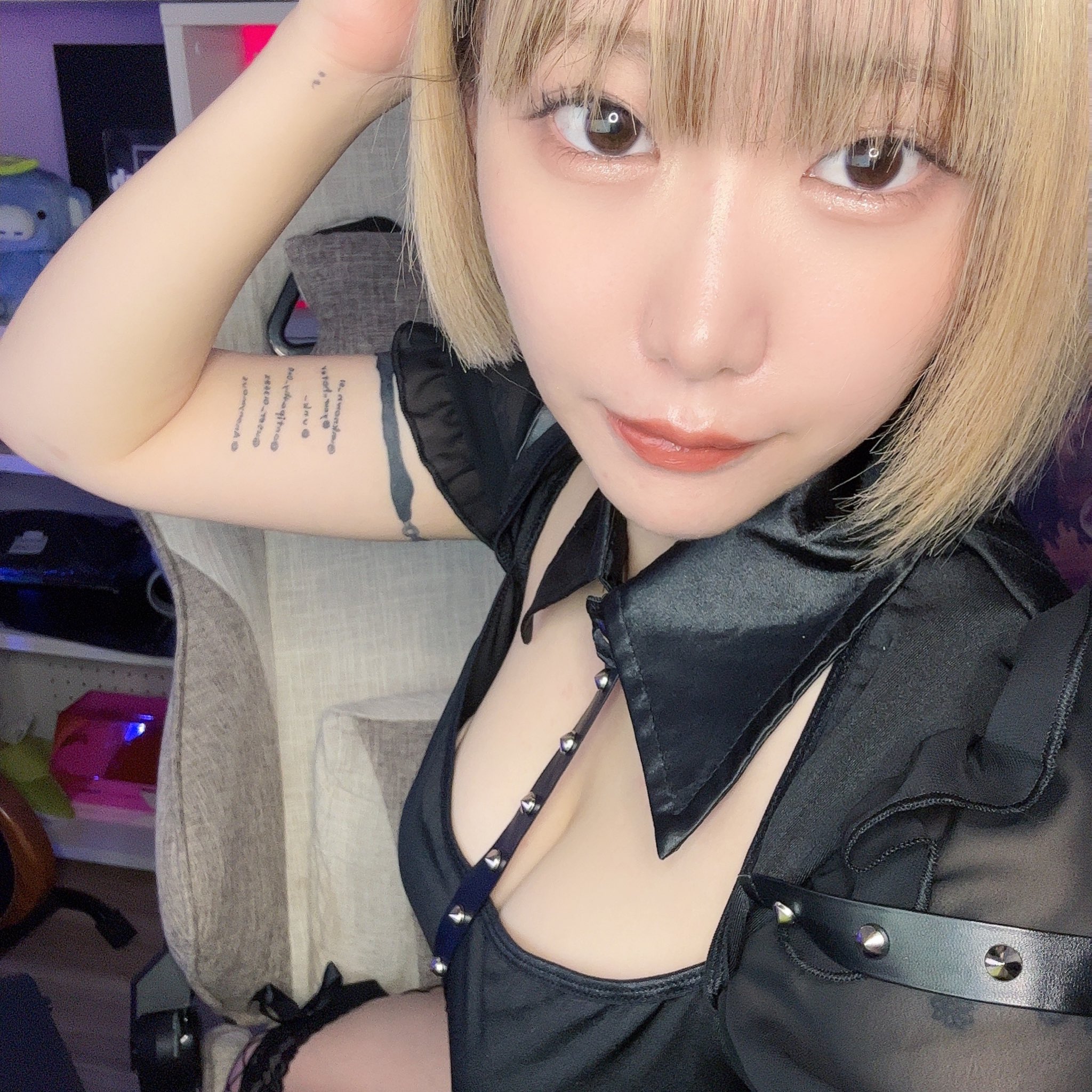 はつめおっぱいエロ画像