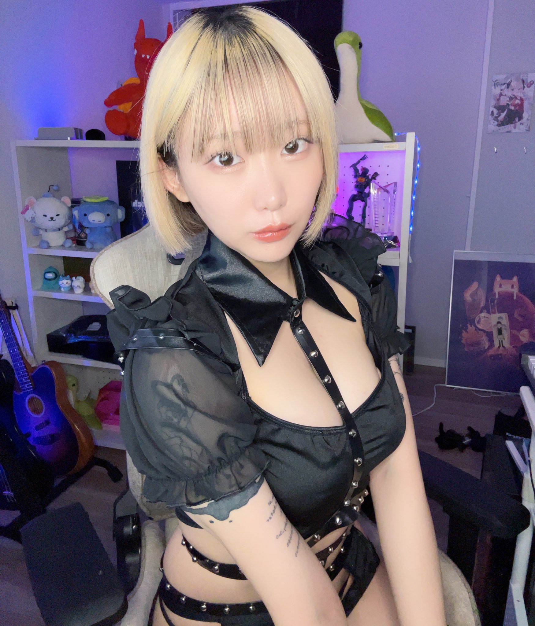 はつめおっぱいエロ画像