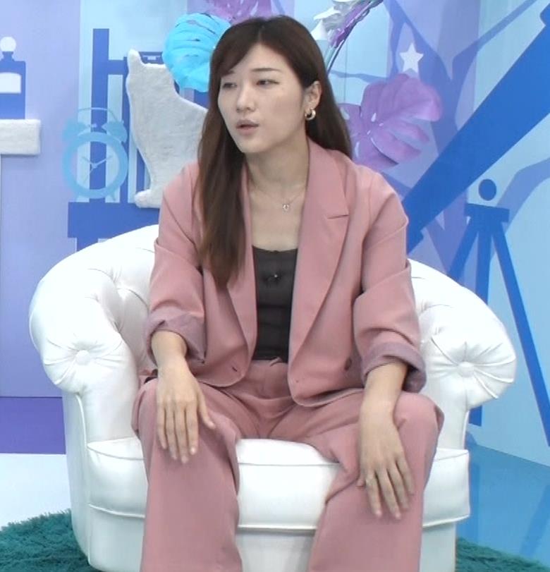 ヒコロヒーおっぱいがエロ画像