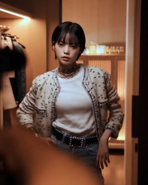 平手友梨奈の抜けるグラビアエロ画像