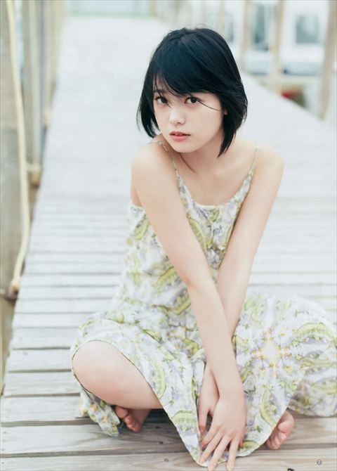 平手友梨奈の抜けるグラビアエロ画像