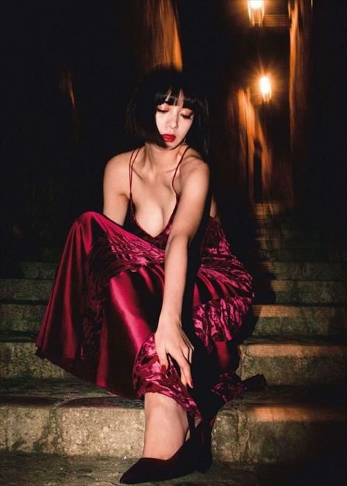 池田エライザの抜けるおっぱいエロ画像