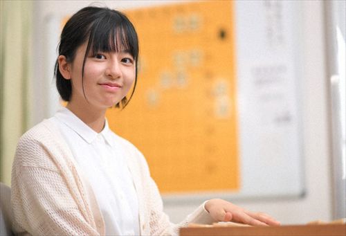 鎌田美礼女流2級のエロかわ画像