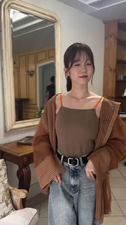 川口葵のエロgif