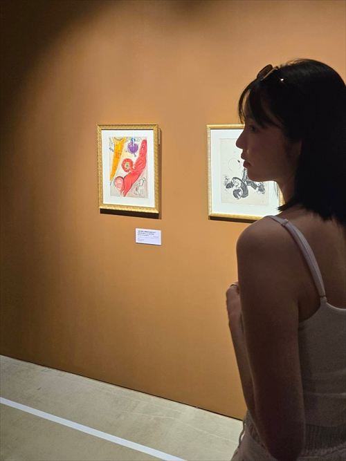 向里祐香の透明感ある演技が光るグラビアシーン