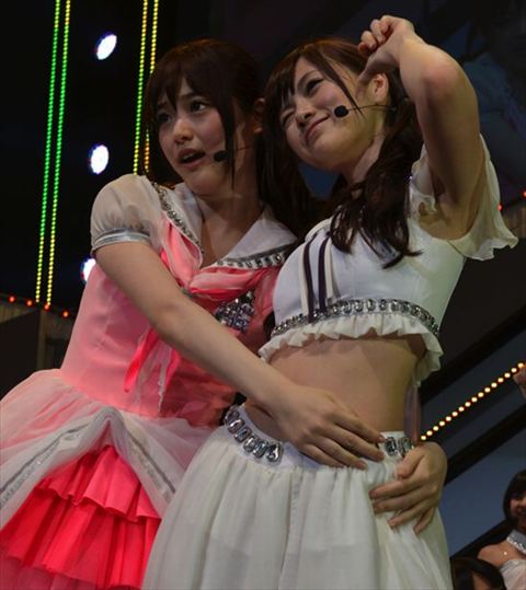 乃木坂46エロいパンチラや胸チラ画像