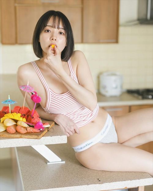 プロ雀士・岡田紗佳下着おっぱいエロ画像