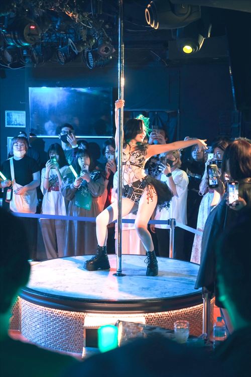 プランクスターズの抜けるおっぱいエロ画像