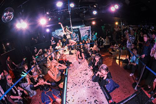 プランクスターズの抜けるおっぱいエロ画像