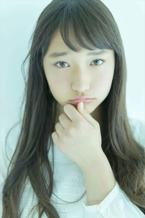 白本彩奈抜けるおっぱいエロ画像