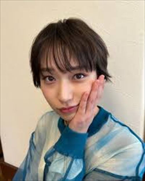 白本彩奈抜けるおっぱいエロ画像