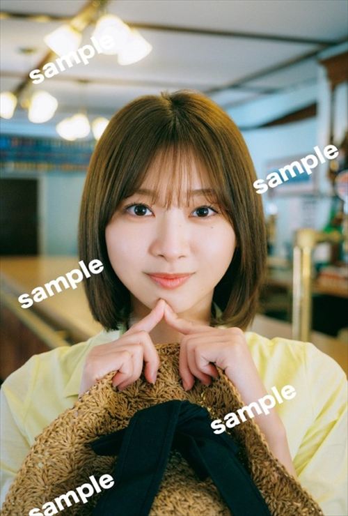 日向坂46富田鈴花の1st写真集「鈴花サーキット」エロ画像