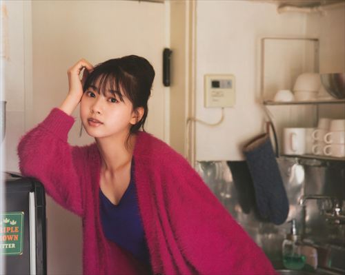 日向坂46富田鈴花の抜けるエロ画像