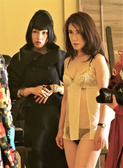 筒井真理子画像