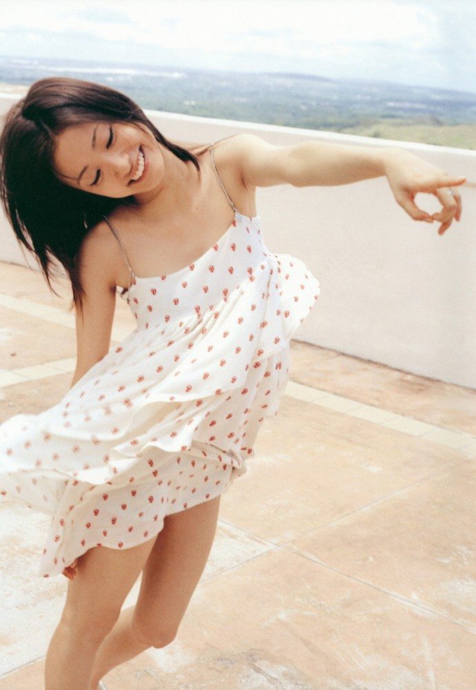 上戸彩の抜けるグラビアエロ画像