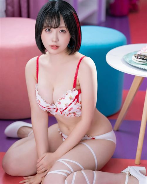 夜道雪 エロ可愛いグラビア写真