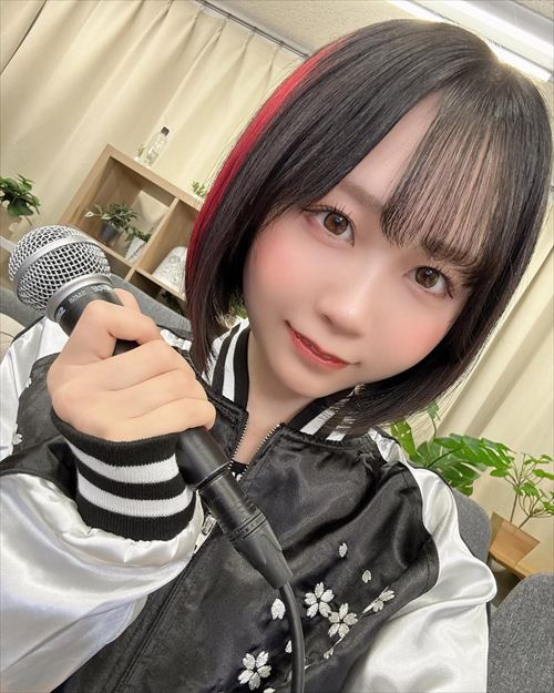 夜道雪 エロいグラビアでファン悩殺