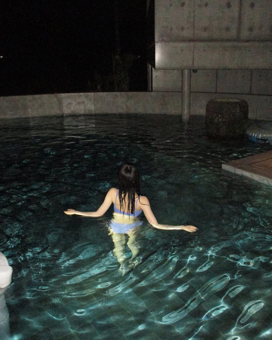なごみ水着おっぱいエロ画像