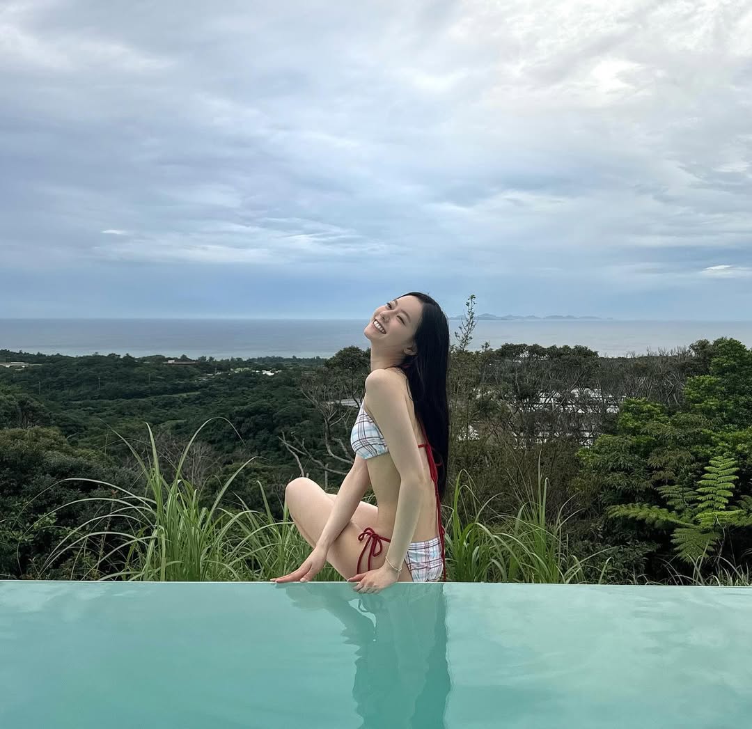 なごみ水着おっぱいエロ画像
