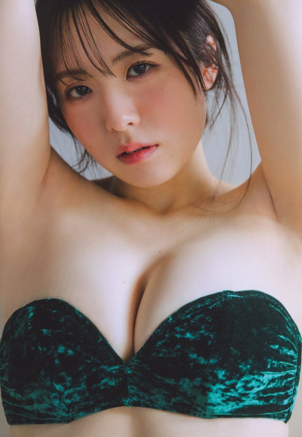 西野夢菜グラビアおっぱいエロ画像