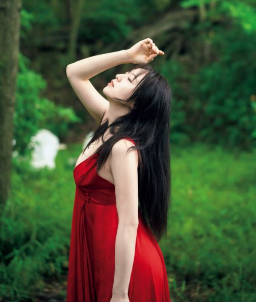西野夢菜グラビアおっぱいエロ画像
