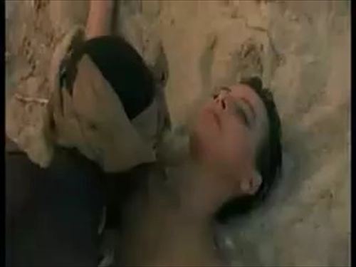 イタリア映画「ポルノホロコースト」レイプシーンエロ