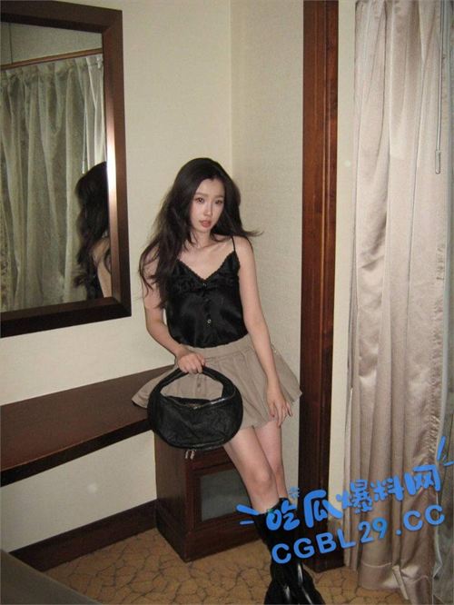 女性タレント流出