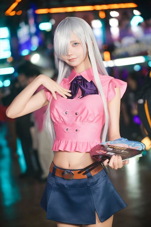 かれしちゃん エロコスプレ セクシーな衣装