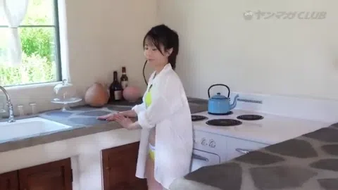 かすこんねぅ グラビア ビキニで魅せる美ボディ