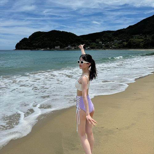 かすこんねぅ プライベート水着 魅惑のヒップ