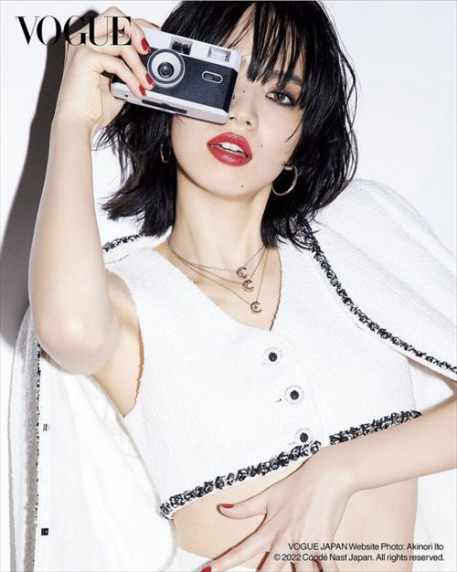 小松奈々グラビアおっぱいエロ画像