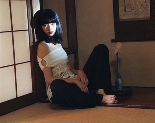 小松奈々グラビアおっぱいエロ画像