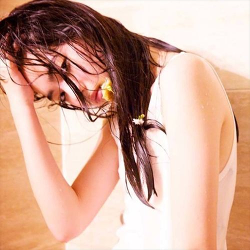 小松奈々グラビアおっぱいエロ画像