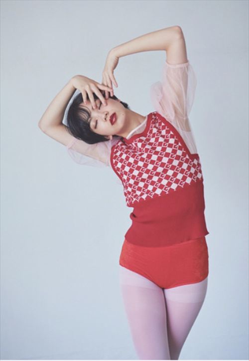 小松奈々グラビアおっぱいエロ画像