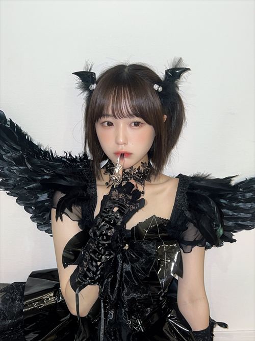 なえなの コスプレ セクシーなキャラ姿