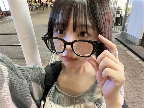 なえなの エロい自撮り ナチュラルな魅力
