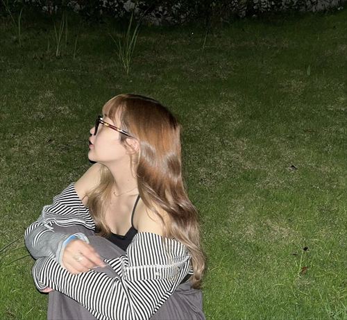 ねおちゃん（山崎嶺緒）の水着おっぱいがエロい！人気インフルエンサー