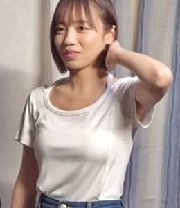 齊藤京子日向坂エログラビアおっぱい下着