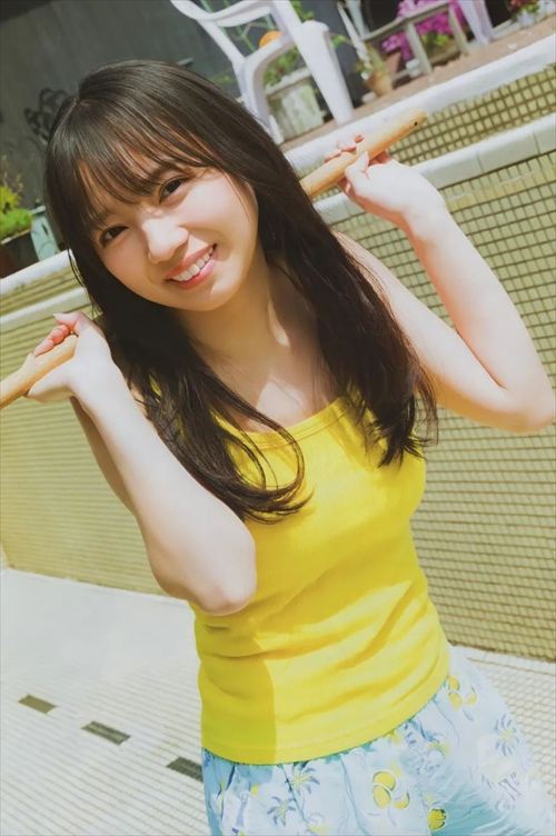 齊藤京子日向坂エログラビアおっぱい下着