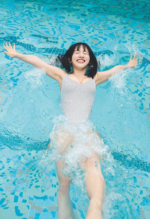 桜木心菜 エビ中 グラビア 2025年9月 ビキニ