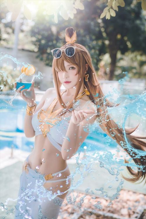 千夜未来エロ画像 原神モナのビキニコスプレでムチムチ太もも