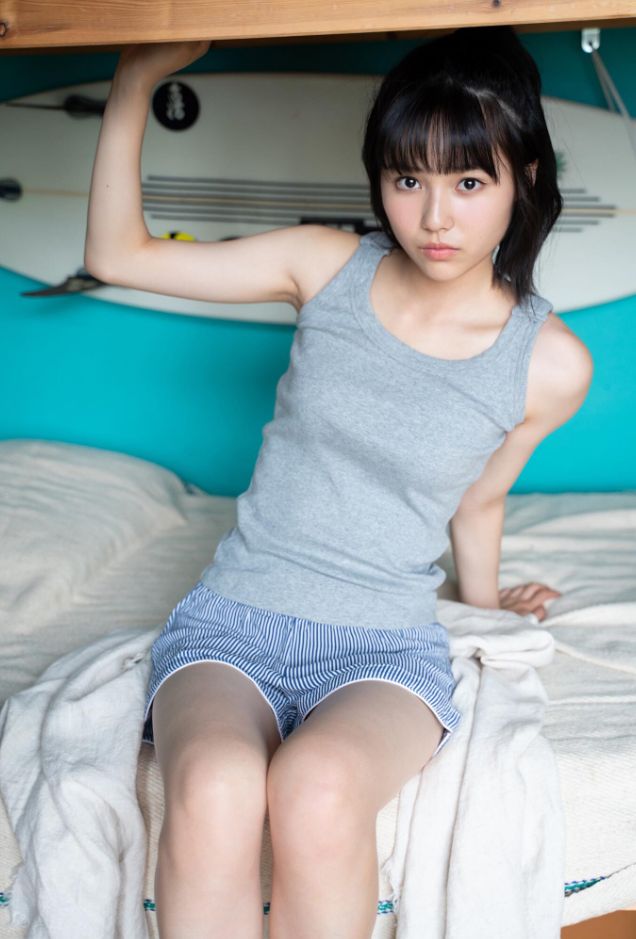 秋田汐梨ヌード濡れ場エロ乳首グラビア写真集PROTOSTAR