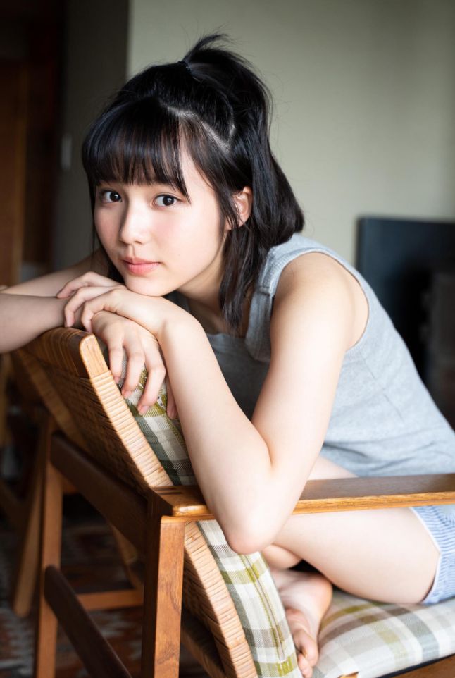 秋田汐梨ヌード濡れ場エロ乳首グラビア写真集PROTOSTAR