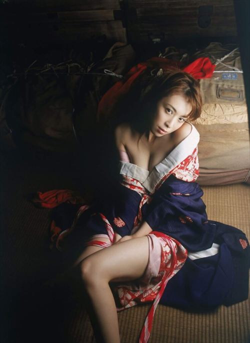 雛形あきこヌードエログラビア水着おっぱい